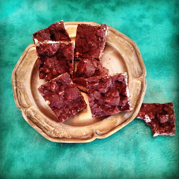 Sexy Vegan Mama Vegan Salted Cashew Crispy Marshmallow Bites