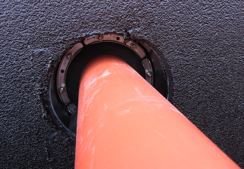 Unser Hausbau mit OKAL: Kellerabdichtung / Abflussrohre