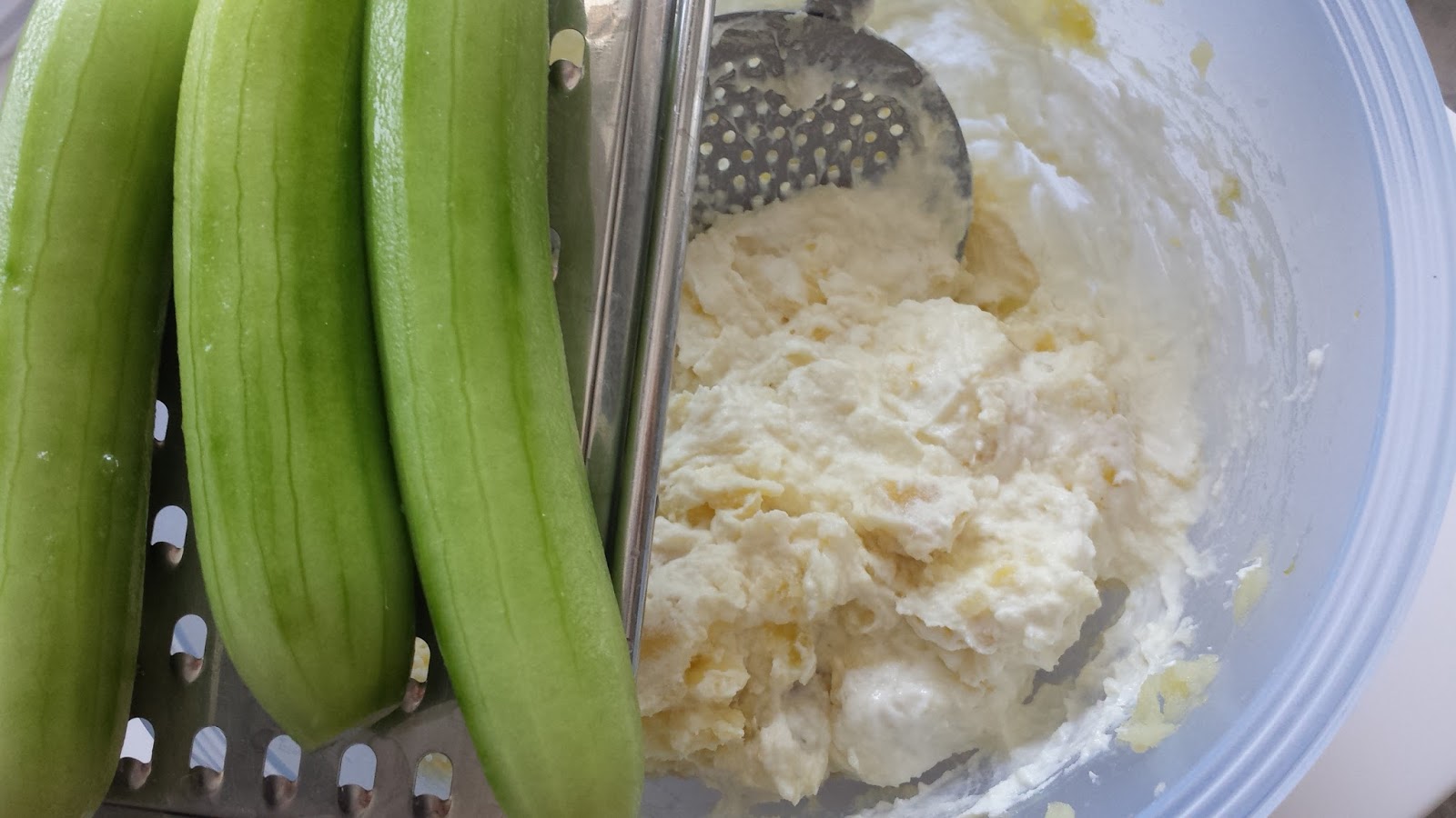 En lezzetli salata tarifi buluyoruz En lezzetli salata tarifi buluyoruz
