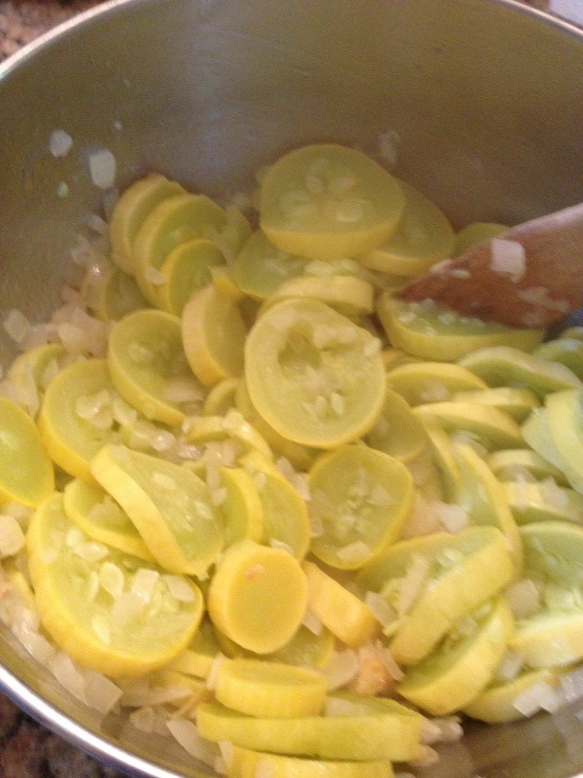 Little Magnolia Kitchen DELICIOUS SQUASH CASSEROLE