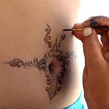 Henna Tattoo For Girls To Look Classic!
