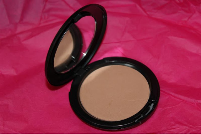 Cover FX Bronzer in Sunkissed 