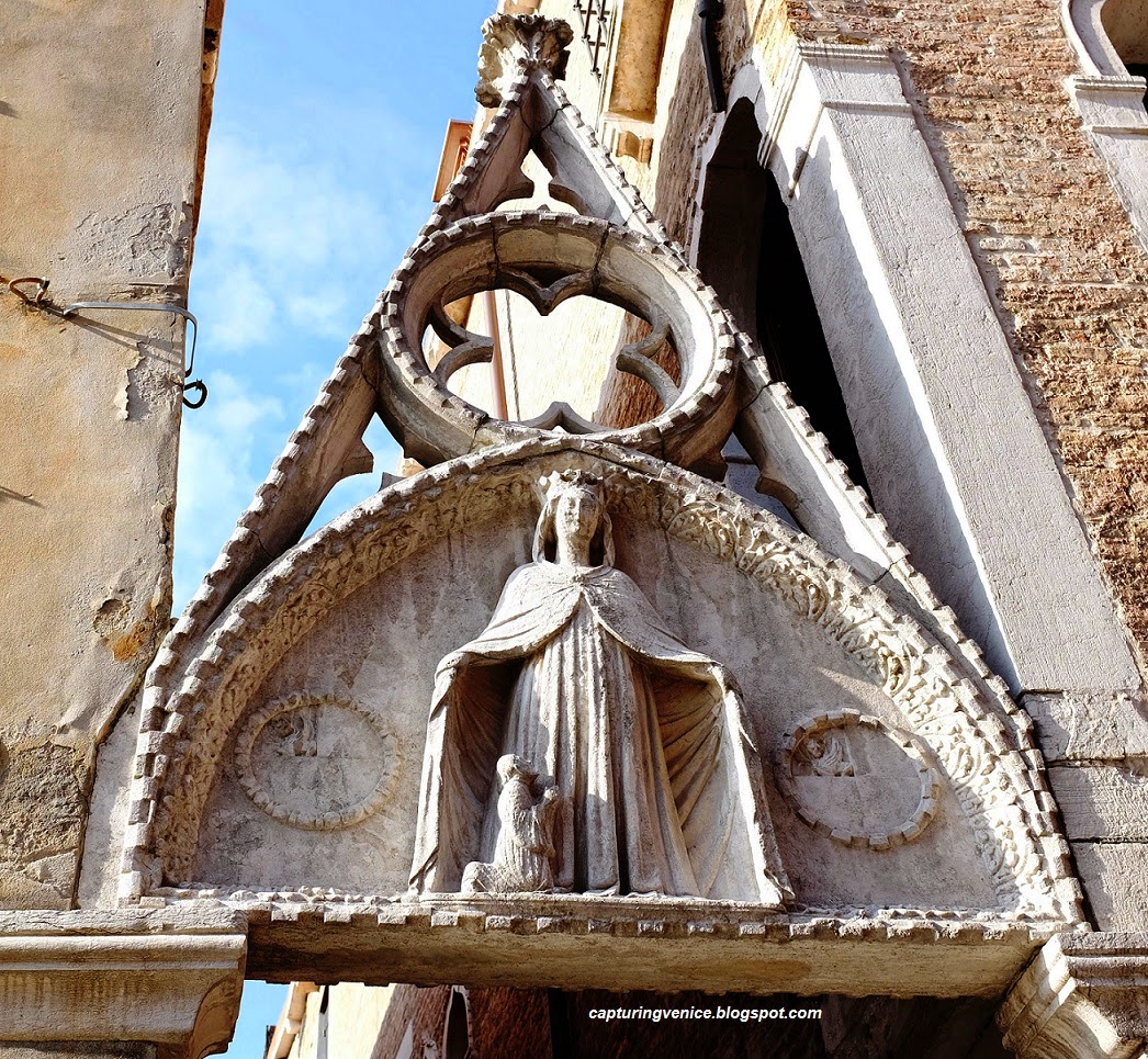 Capturing Venice Calle del Paradiso, Castello