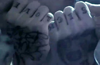Tablo Bad hand finger tattoos