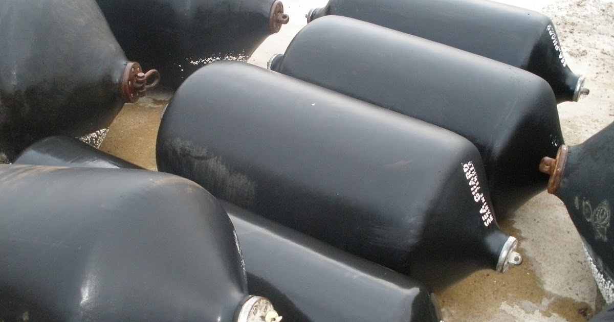 FS Supply Co Used Seaward Marine Fenders