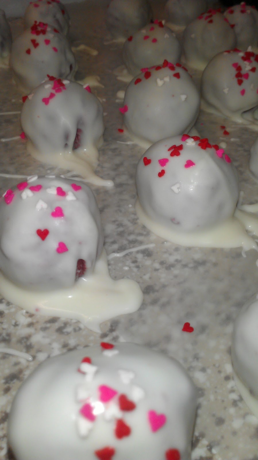 Apples to Applique Valentine Cake Balls