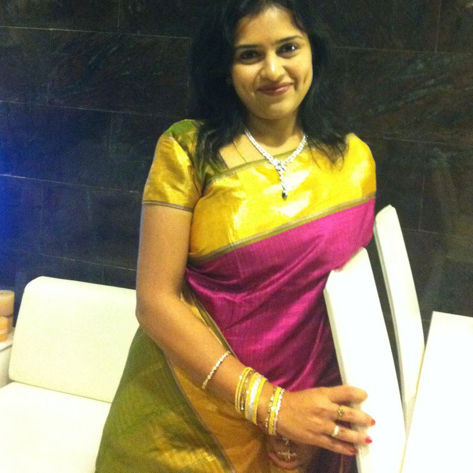 Get Harris Jayaraj Wife Pictures