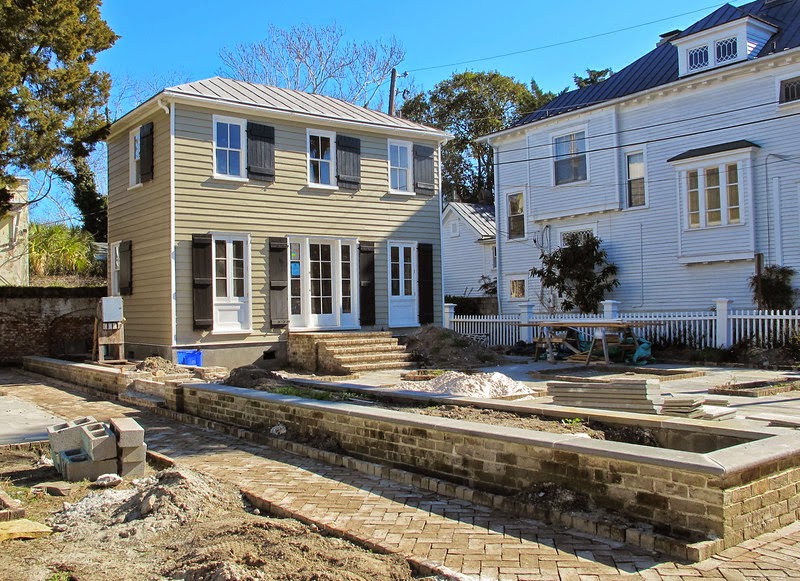 Charleston Daily Photo Teeny, tiny houses of Charleston