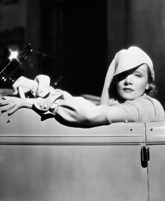Marlene Dietrich ~
