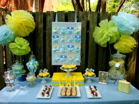 Loosh Creations: Baby Shower Table Decor (