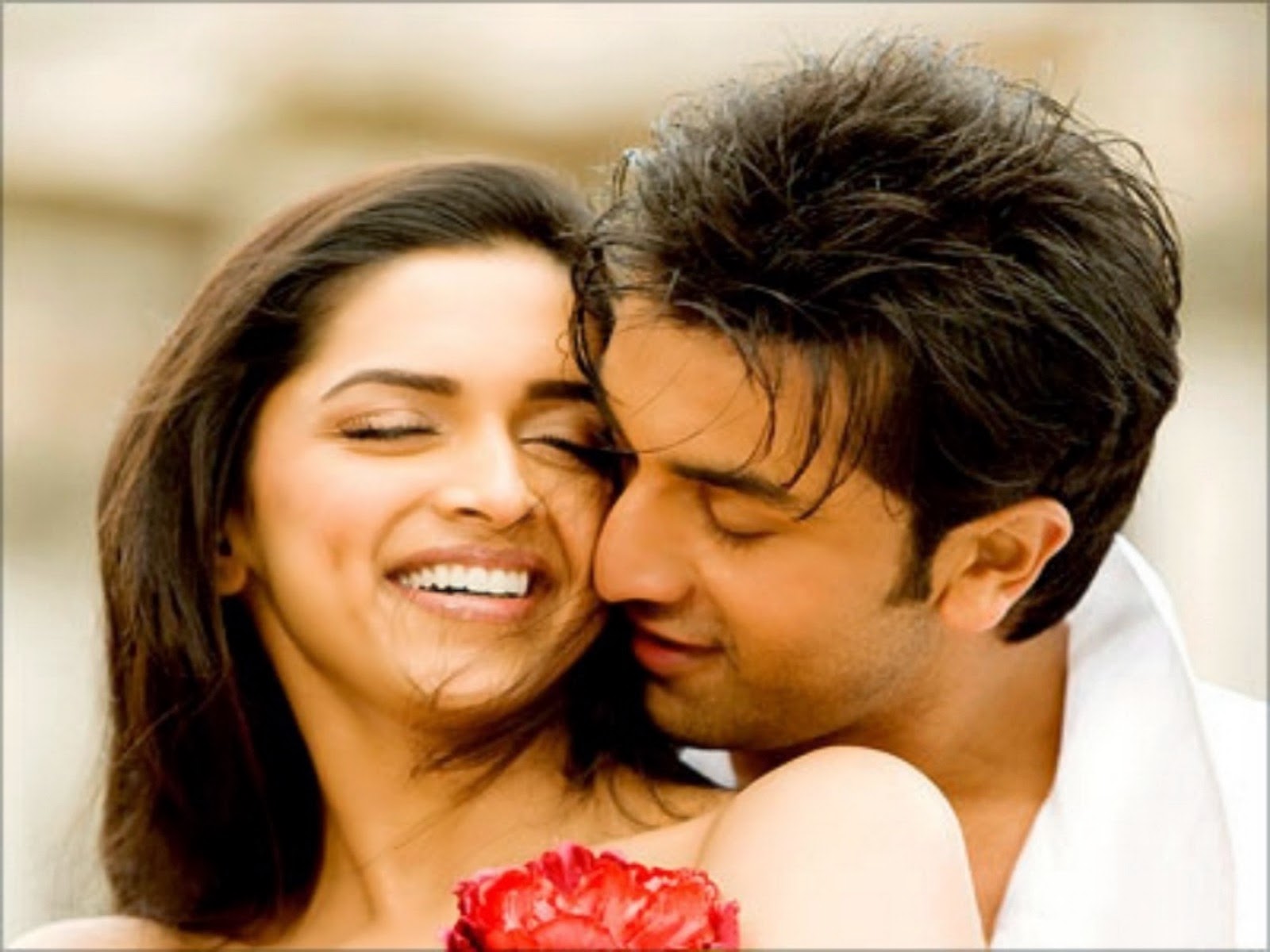 Deepika Padukone & Ranbir Kapoor Couple Free HD Wallpapers Download 