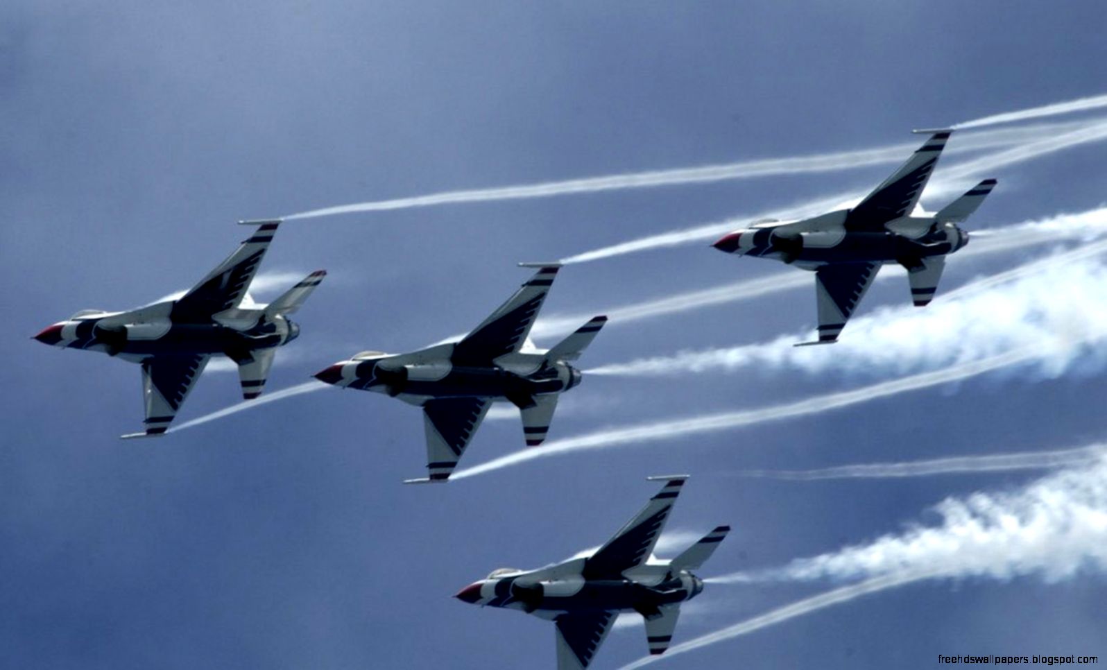 1680x1050 Thunderbirds F 16 Wallpaper Download 1680x1050 Thunderbirds F 16 Wallpaper Download