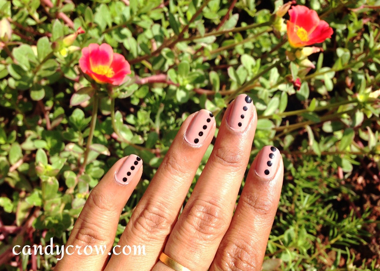Easy Nail Art With Polka Dot Easy Nail Art With Polka Dot