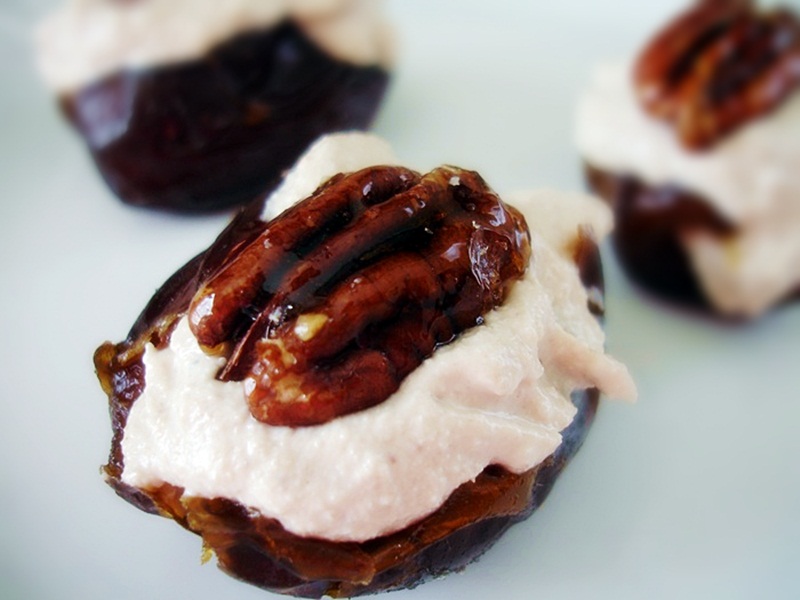 Raw on 10 a Day (or Less!) Stuffed Dates