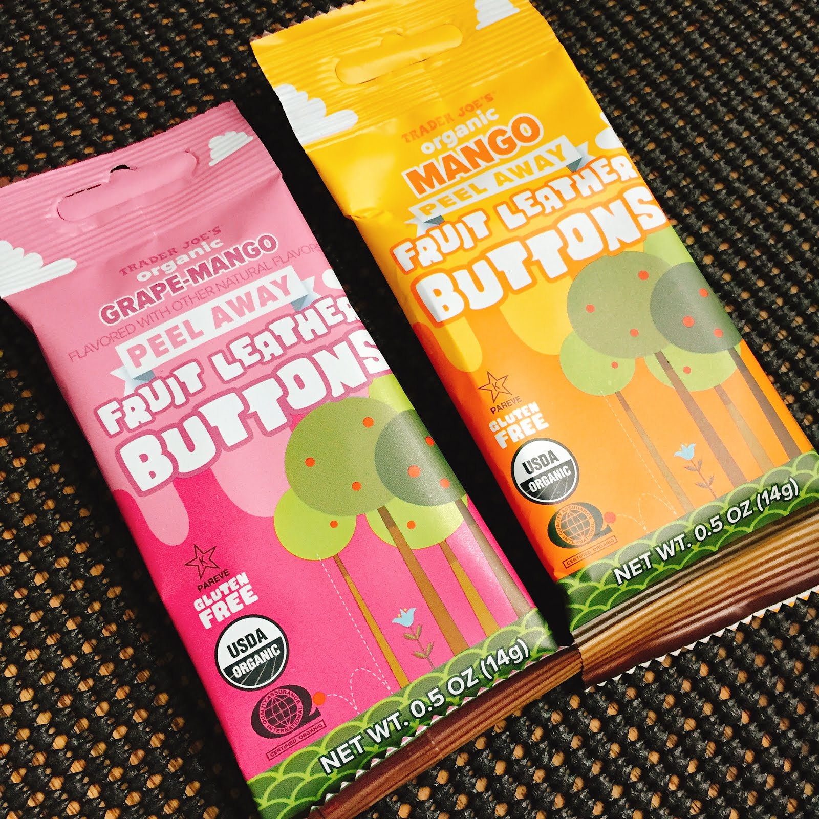 トレジョ通 トレーダージョーズのアメリカ土産にちょっと変わったお菓子フルーツレザー