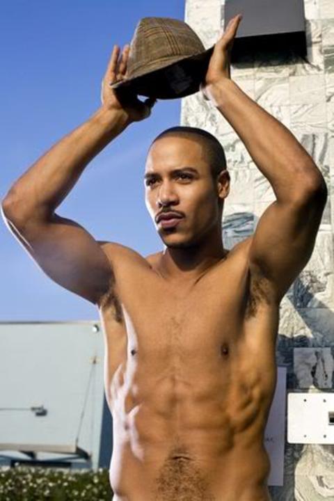 FAMOSOS SIN ROPA: Brian J White