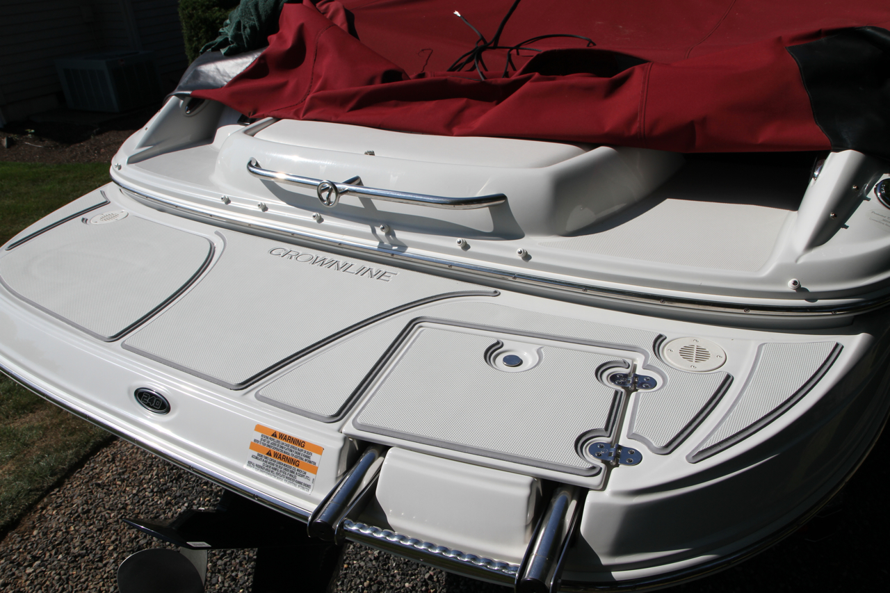 Custom SeaDek On A 2005 Crownline 240EX SeaDek Marine Products