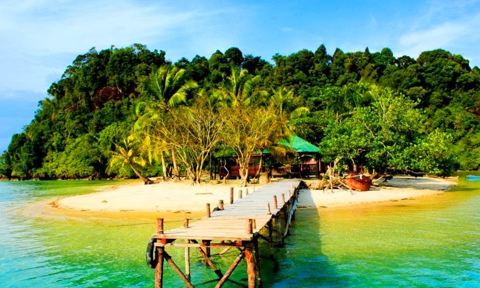 Inilah 10 Tempat Wisata Pantai di Tapanuli Tengah
