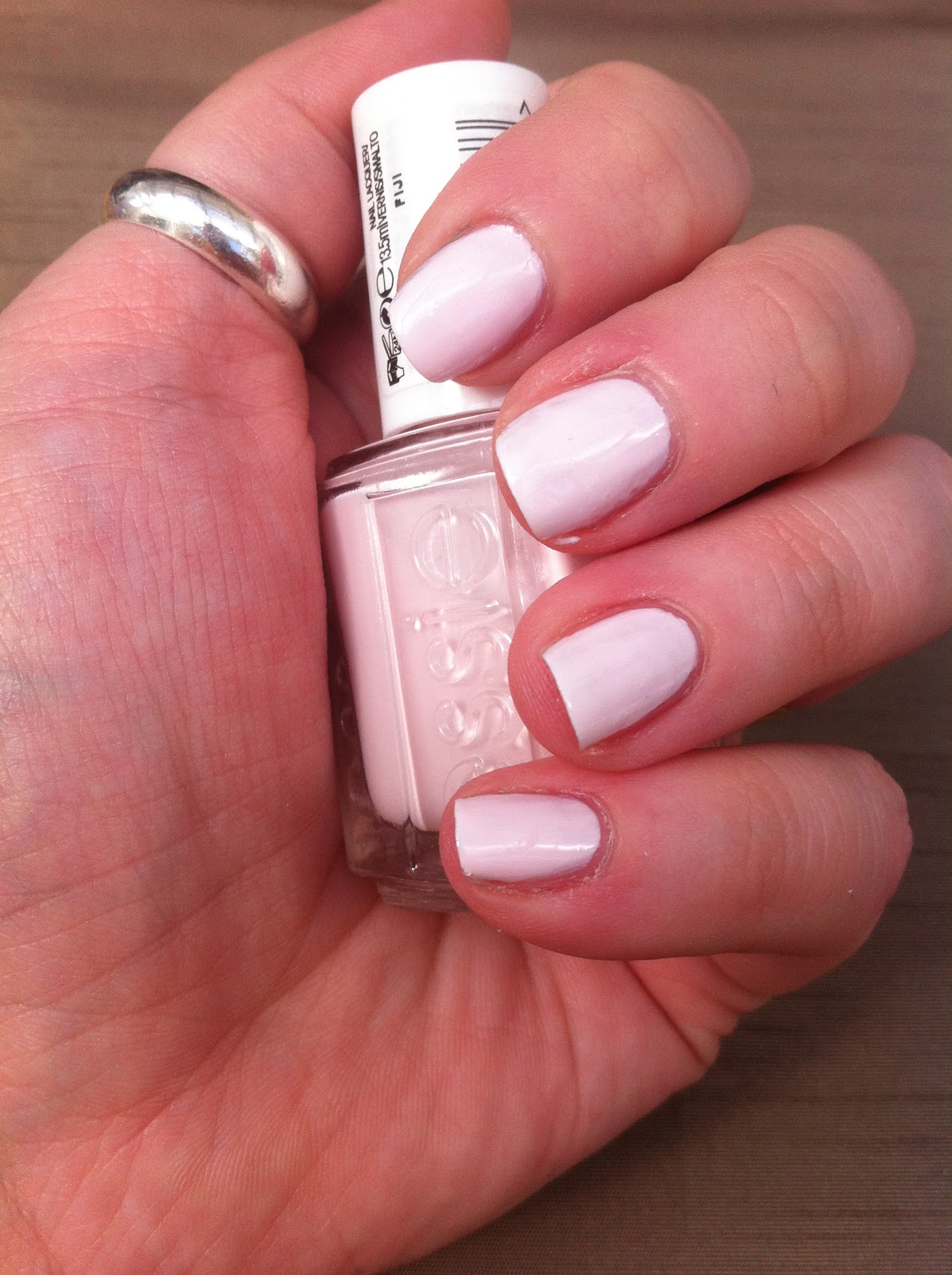 Essie Nail Polish Fiji MakeupPixi3