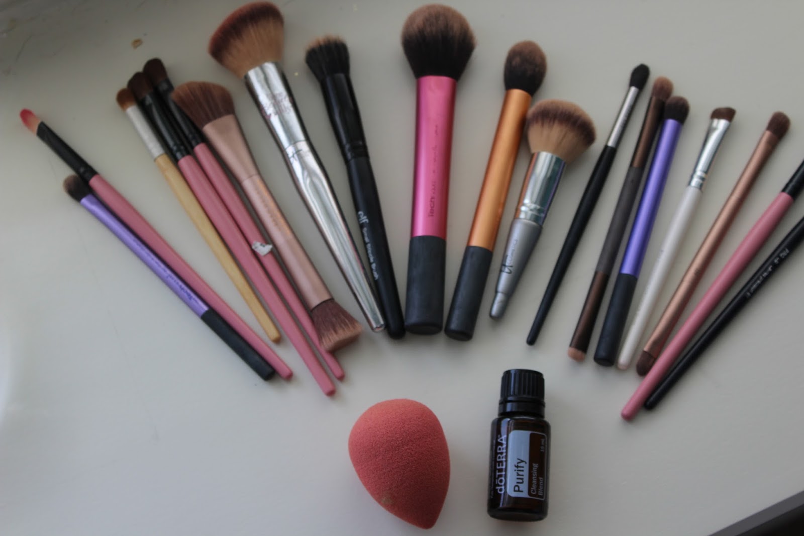 Classy Sassy Chic Using Essential Oils to Clean Makeup Brushes