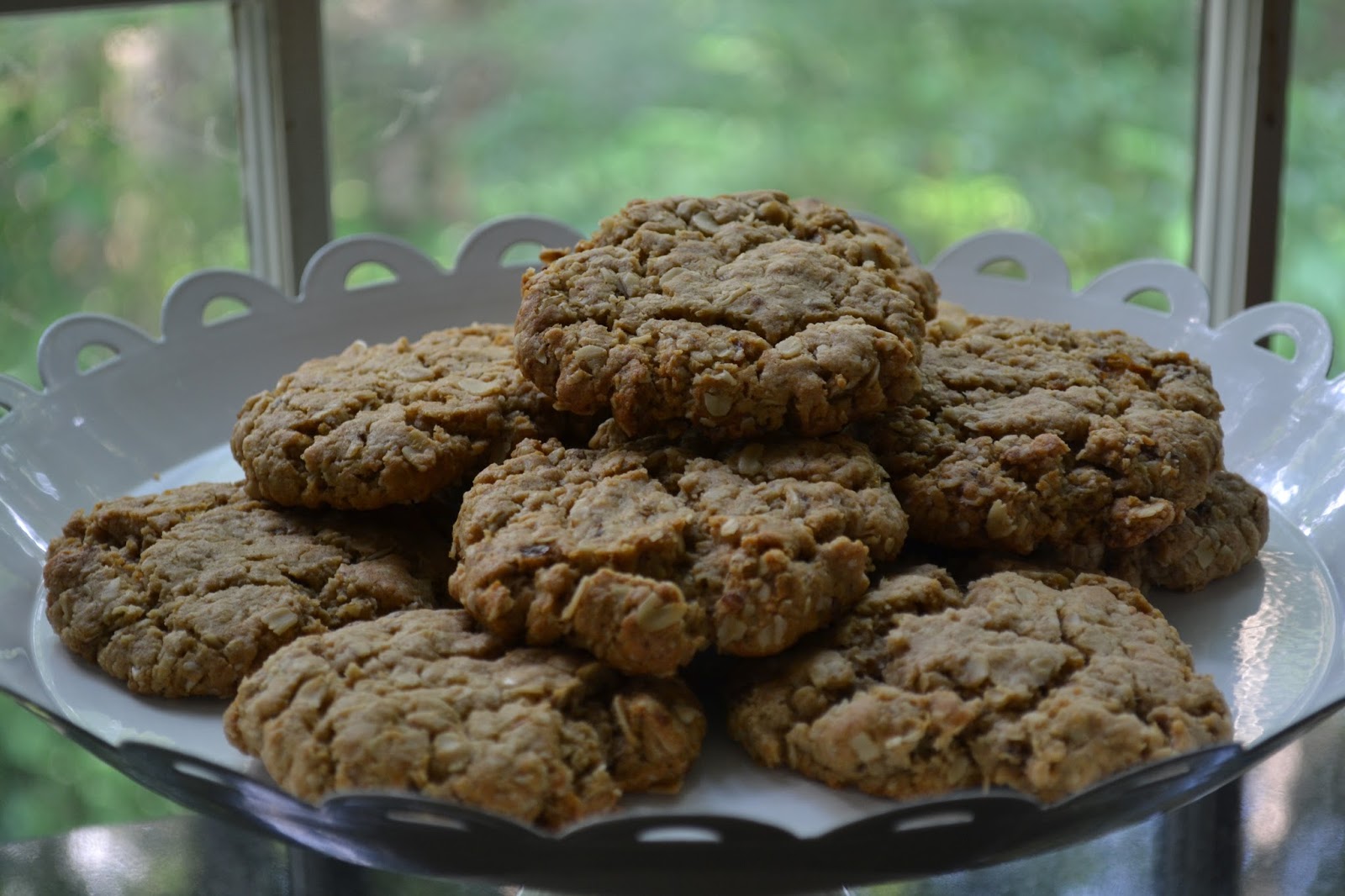 BloggerCLUE Oatmeal Peanut Butter Date Cookies