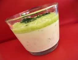 Panna Cotta De Salmón Ahumado Con Crema De Espárragos Y Wasabi
