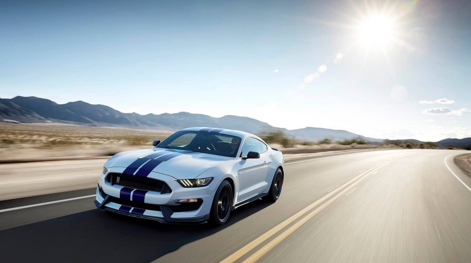 New-Ford-Mustang-Shelby-GT350-10.jpg