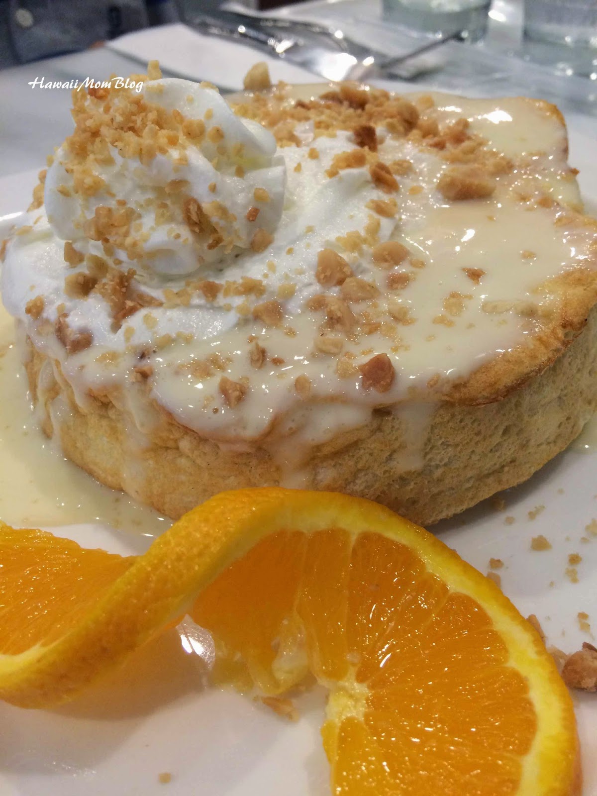 Hawaii Mom Blog Breakfast in Waikiki at Aloha Kitchen