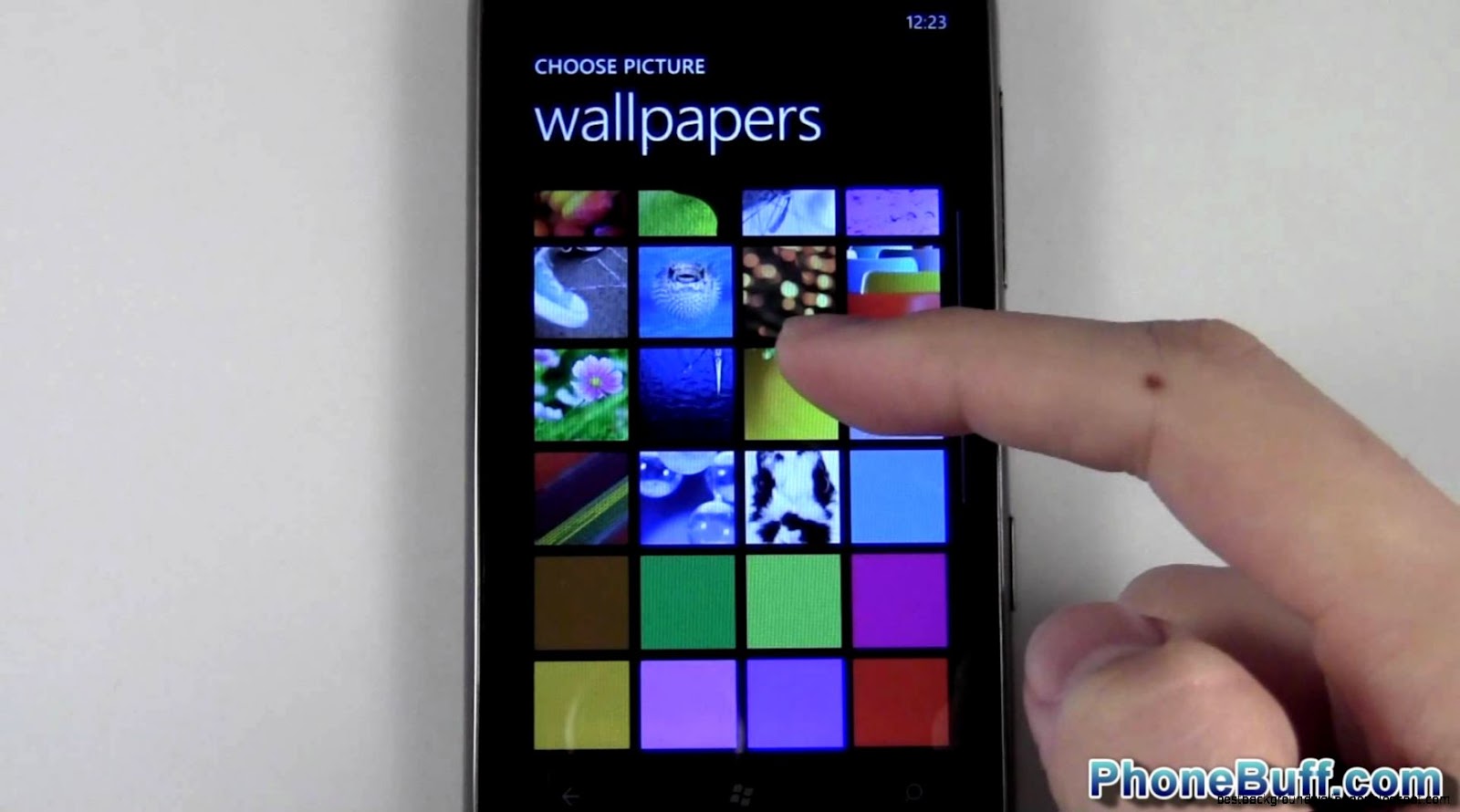 How to Set a Background On Windows Phone How to Set a Background On Windows Phone