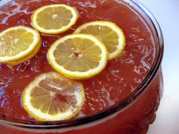 Vodka Cranberry And Ginger Ale Punch