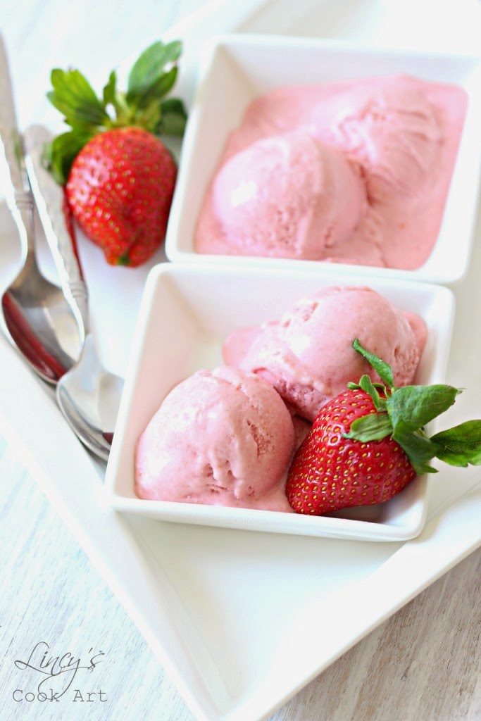 Strawberry Ice cream (Egg less) Lincy's Cook Art
