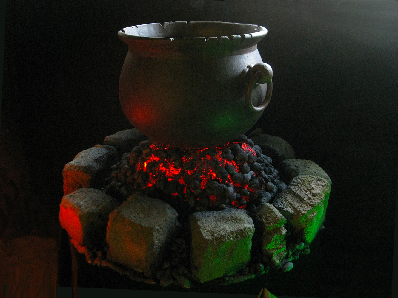DAVE LOWE DESIGN the Blog 54 Days �Til Halloween Making the Cauldron