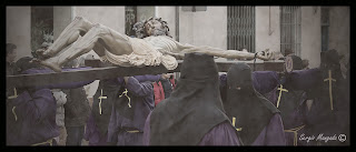 Cristo en Procesión del Silencio y Santo Entierro en Guadalajara Easter