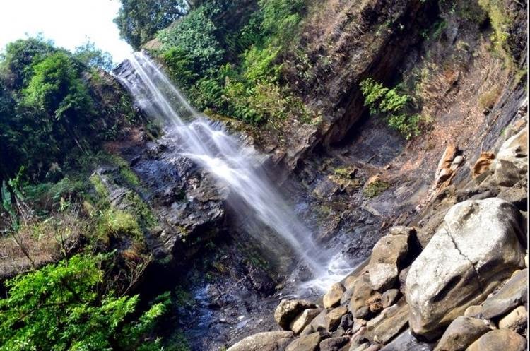 Wisata Air Terjun Bidadari di Kabupaten Lahat, Sumatera Selatan