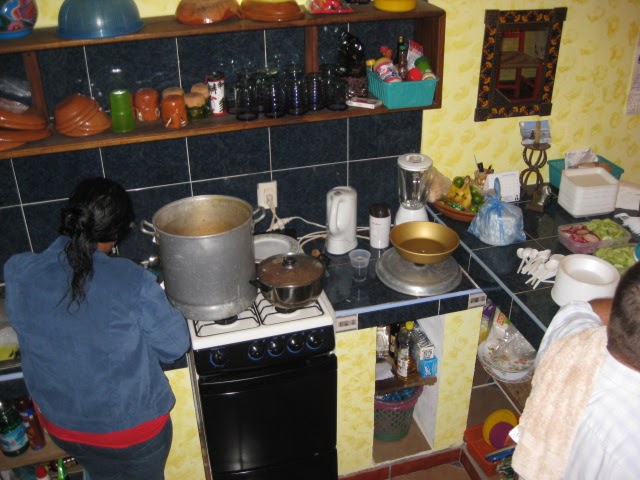 Mexico Daily Living: New Year's Eve Party with Traditional Mexican Food