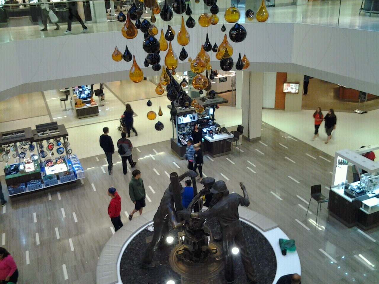 West Edmonton Mall oil statue