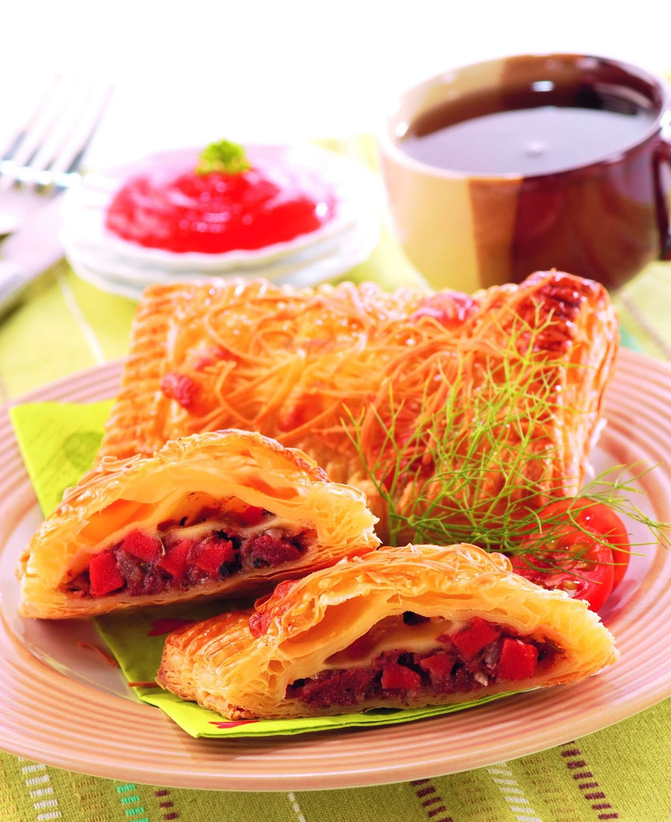 Resep Pastry Isi Daging Dan Keju Istimewa