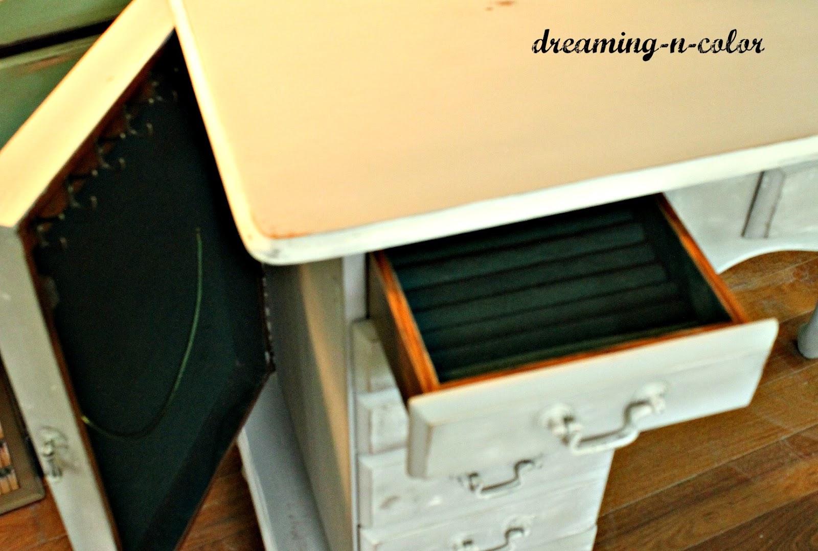 dreamingincolor Jewelry Box Vanity