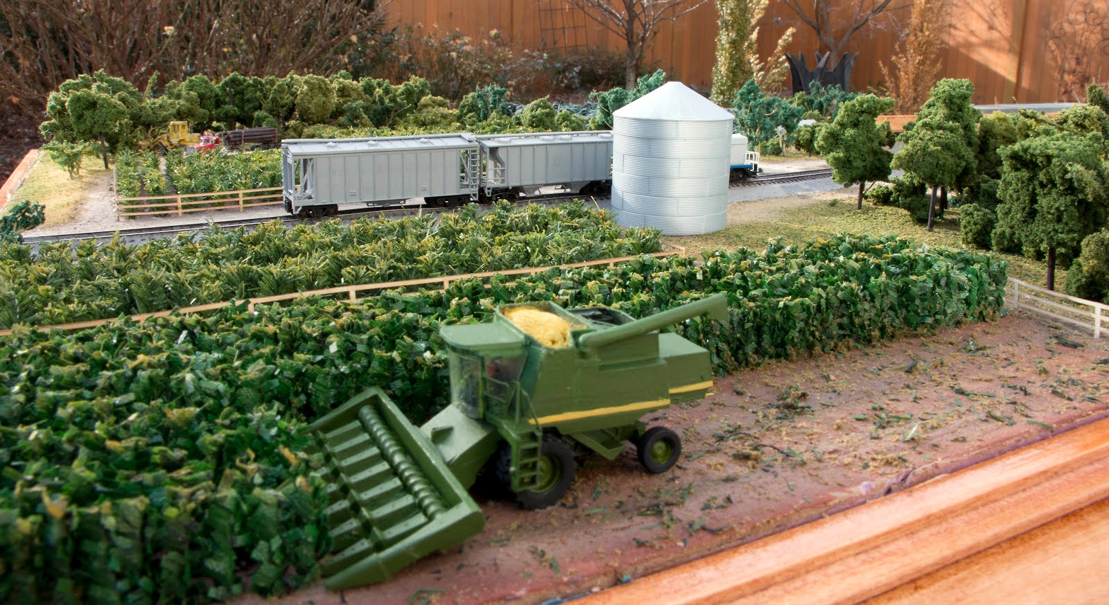 USMRR Aquia Line and other Model Railroad Adventures African Farming