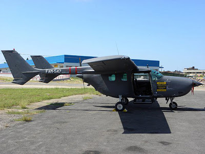 صور من جميع انحاء العالم للقوات الجوية مجهولة بعض الشئ  FTB.337G+Skymaster++FAM-547++++Maputo+++++2011