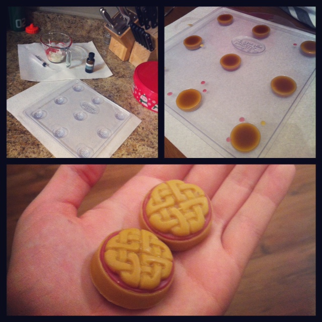 everyBODY Beauty Blog by Voyageur Soap & Candle Co. Mini Apple Pie Wax