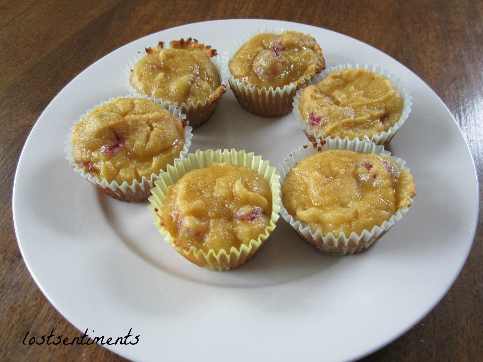 lostsentiments Raspberry and Sour Cream Muffins with Lemon Zest!