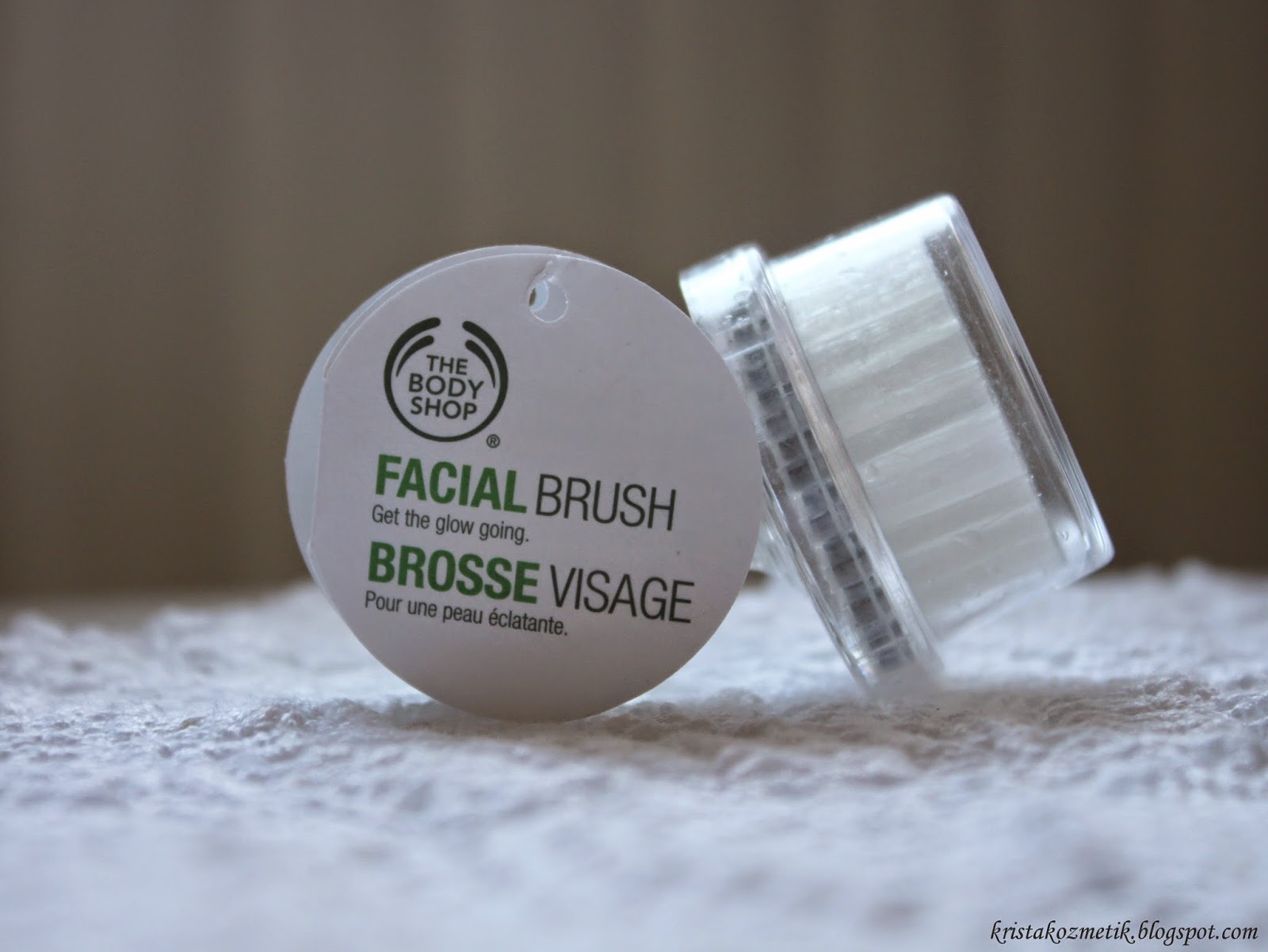Krista Kozmetik The Body shop yüz temizleme fırçası küçük ve güçlü / The Body shop face