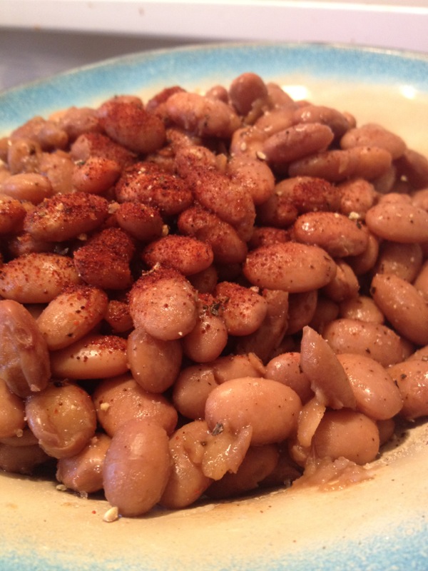 Feeding Marika's monkeys Cooking Pinto Beans in a rice cooker