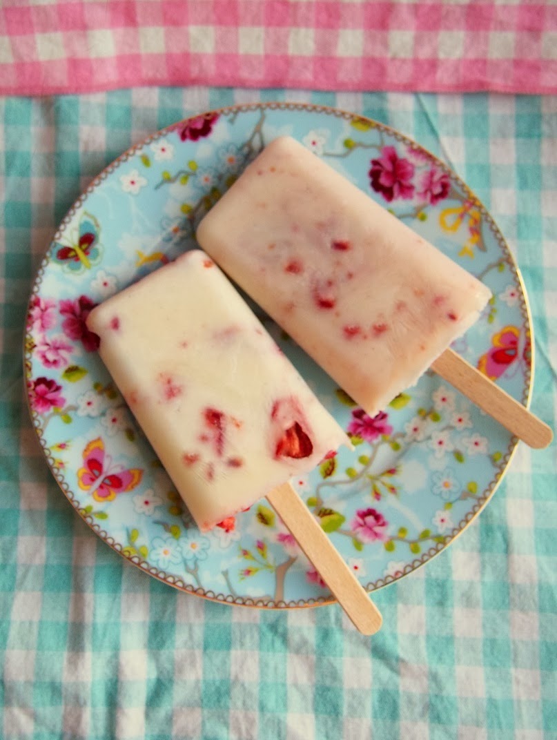 Healthy Yogurt Popsicles – Terveelliset jogurttipuikot