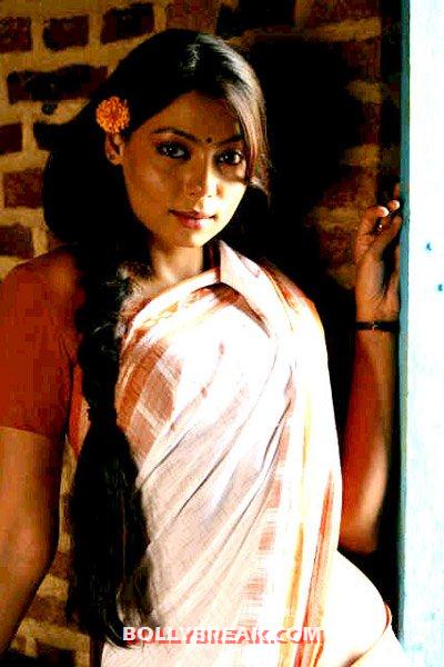 Biswas hot anangsha Mirzapur Actress