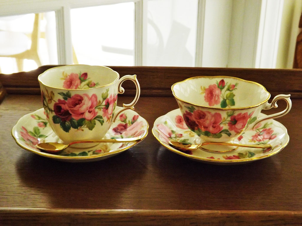 MARIETTE'S BACK TO BASICS {Difference Between Coffee & Tea Cups}