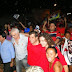 Veneziano caminha com multidão pelas ruas de Brejo dos Santos e recebe apoios