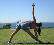 utthita trikonasana