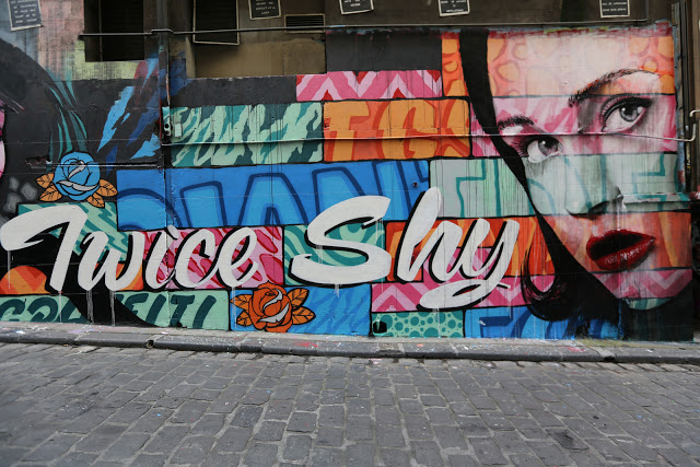 Sofles In Paris Video Pics